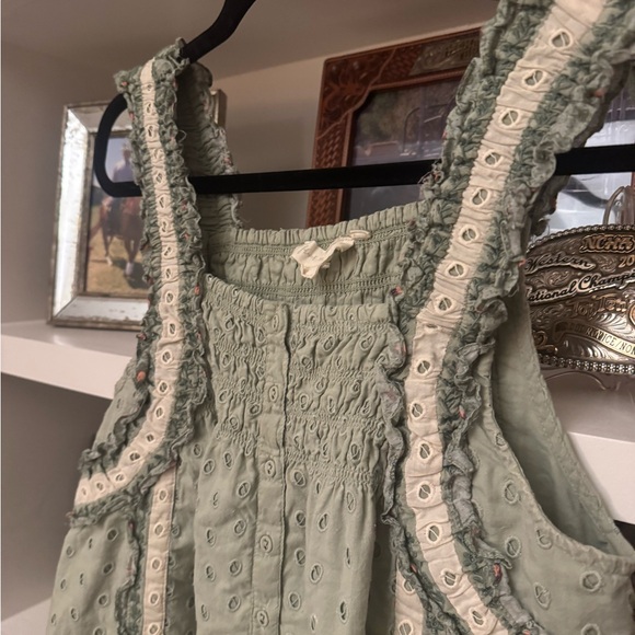 Forever that Girl Adorable Eyelet Top - Picture 2 of 7